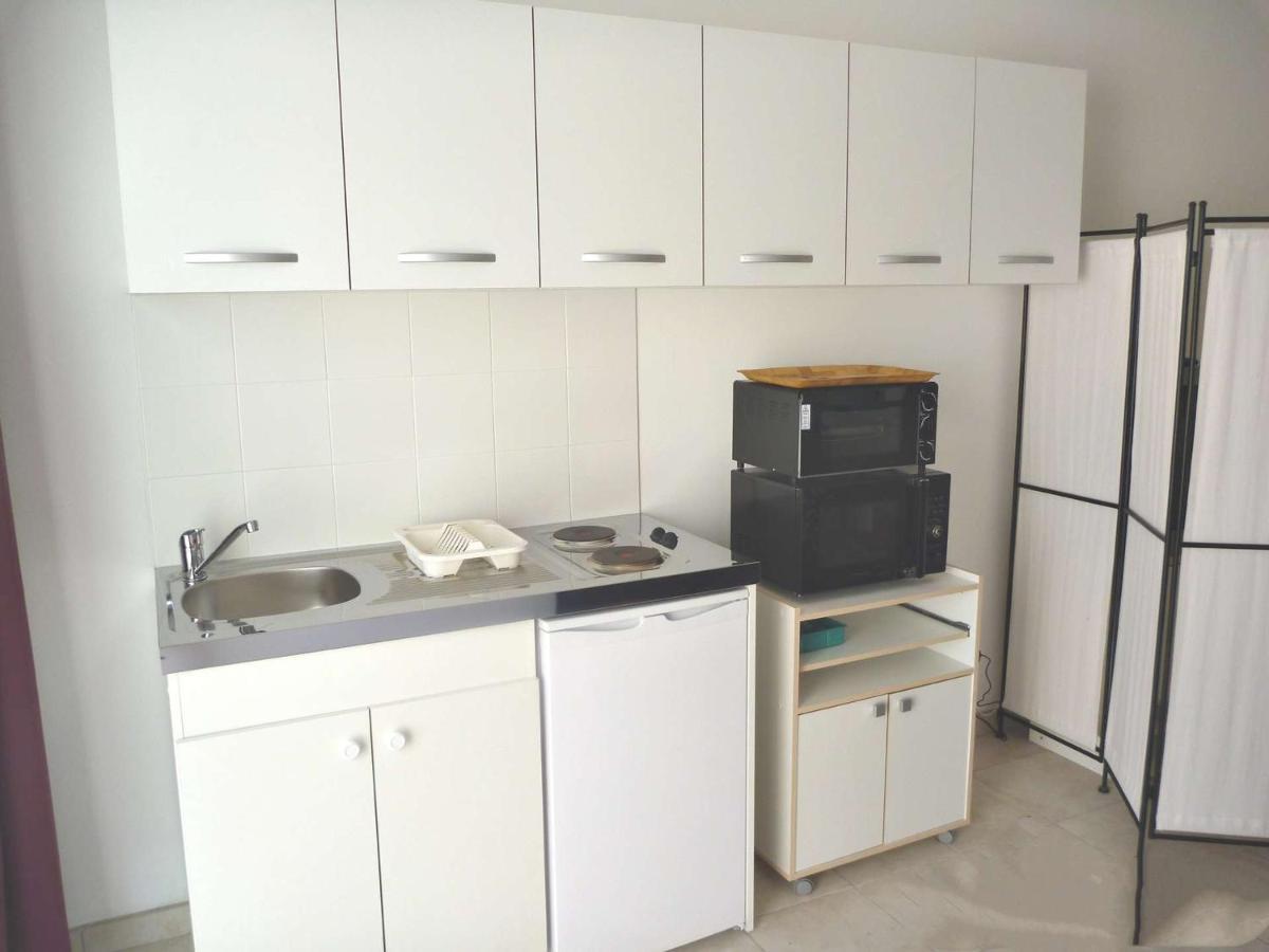 Studio Charmant A 2 Pas De La Plage Avec Terrasse Et Parking - Fr-1-387-124 Марсеян Екстер'єр фото